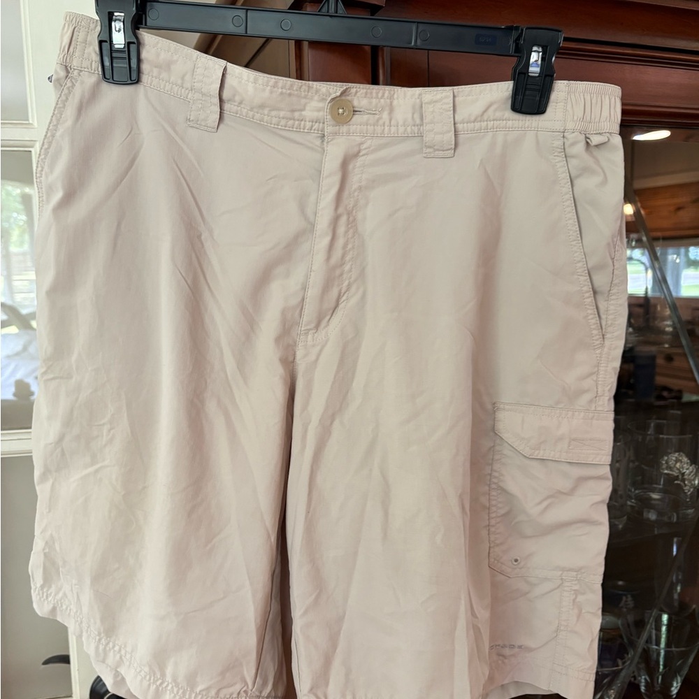Men's Tan Columbia Shorts